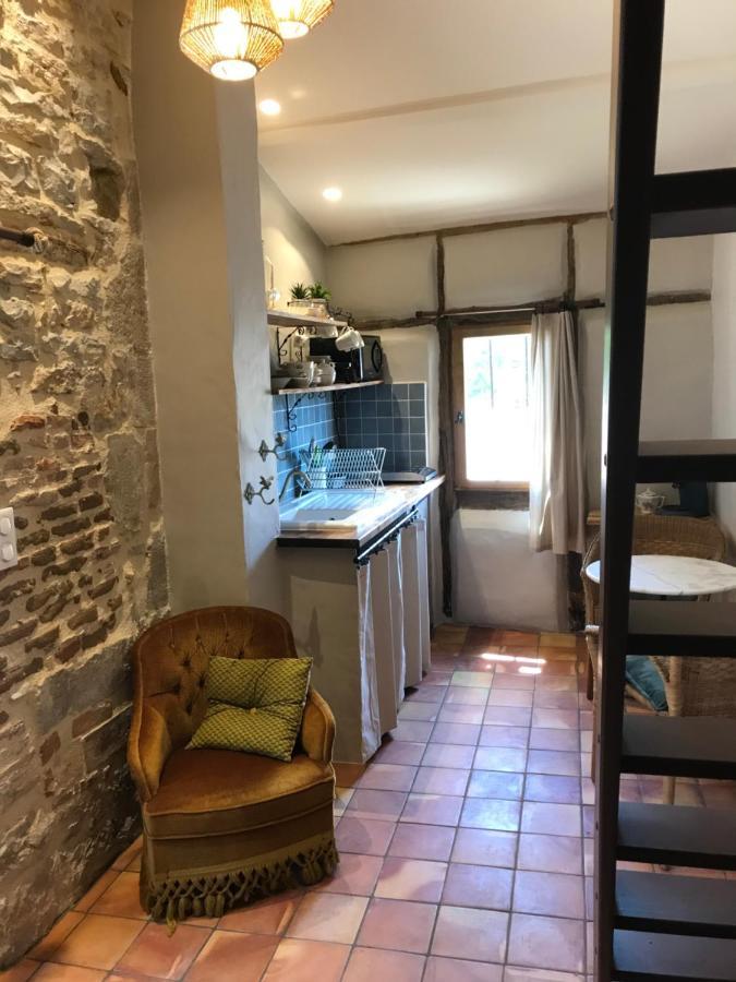 Villa Le Pigeonnier Du Beffroi Bruniquel Esterno foto